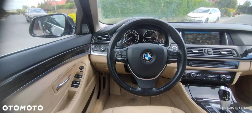 BMW Seria 5 520d xDrive Luxury Line - 17