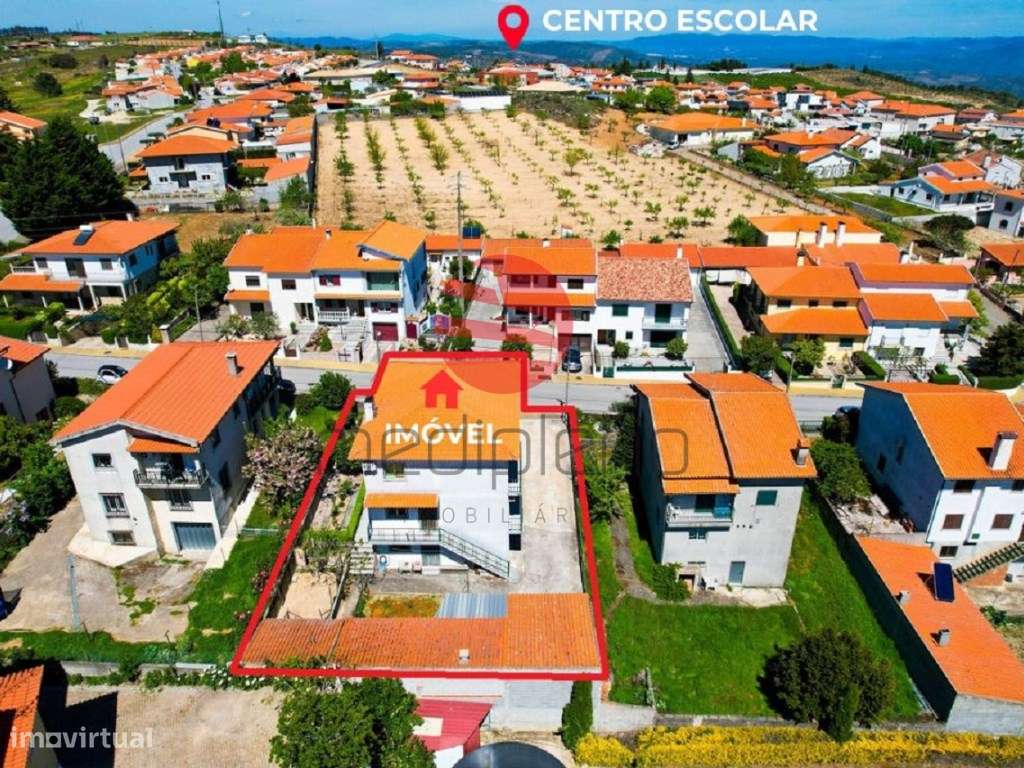 MORADIA T6 C/ GARAGEM-26