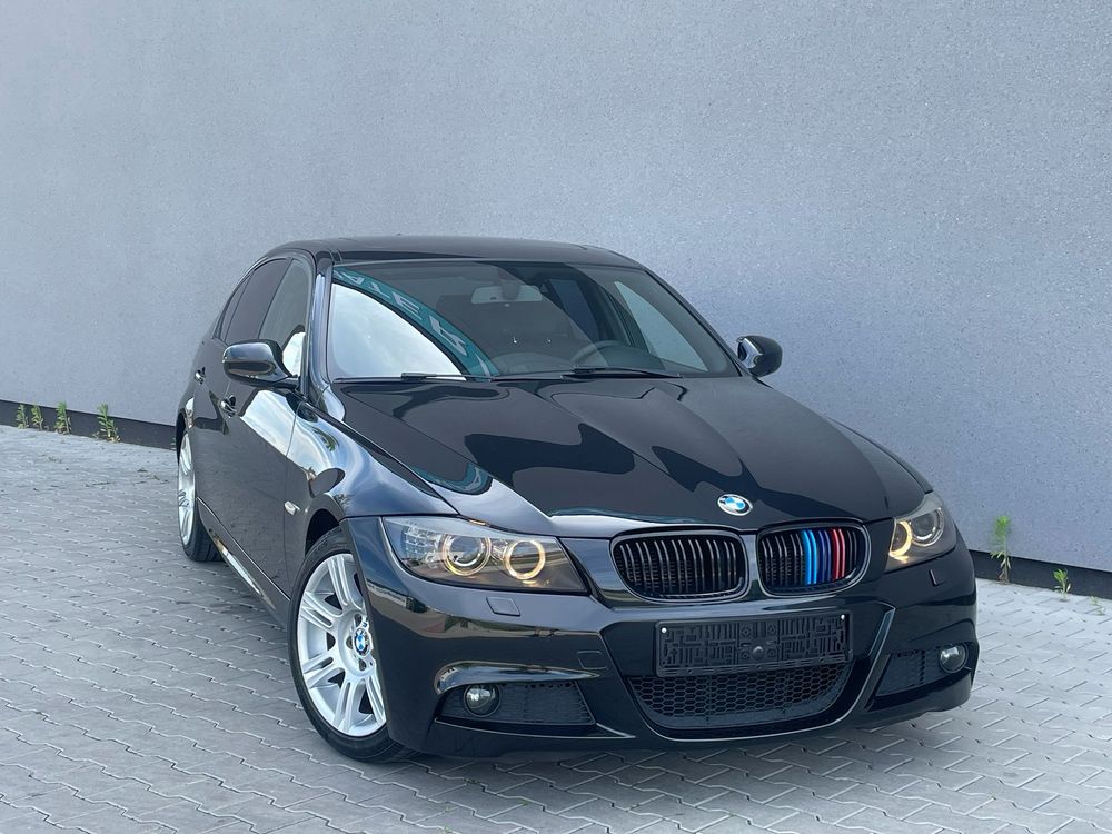 BMW 3 Series E90/E91/E92/E93 318i Edition Sport 2011