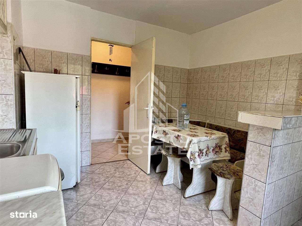 Apartament trei camere decomandat etaj intermediar - Imagine principală: 5/8