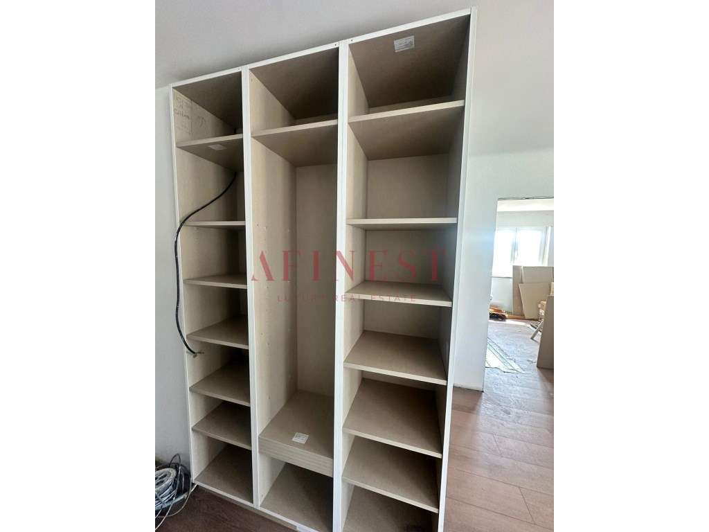 APARTAMENTO T1 EM CARNAXIDE-8