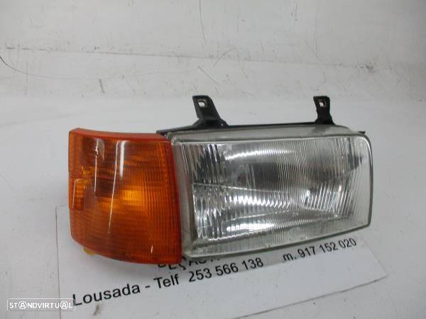 Otica / Farol Dto Volkswagen Transporter T4 Camião De Plataforma/Chass - 2