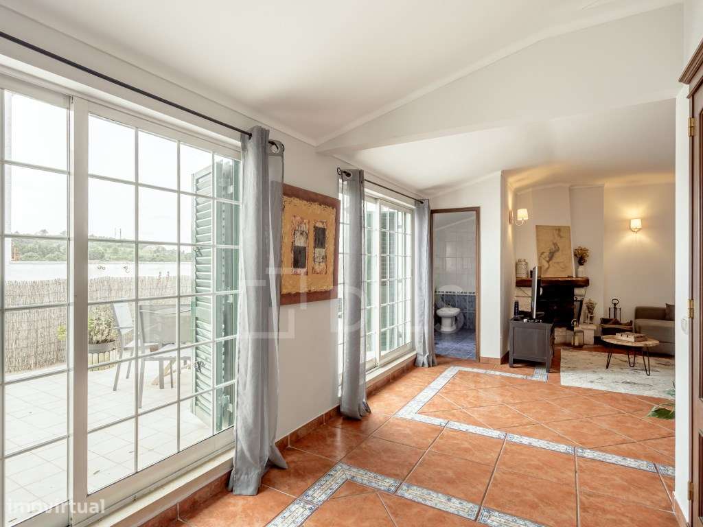 Apartamento T3 em Caxias com garagem, arrecadação e terraço - Grande imagem: 3/28