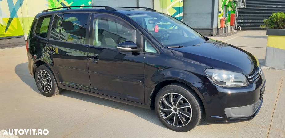 Volkswagen Touran 1.6 TDI BlueMotion Technology Comfortline - 16