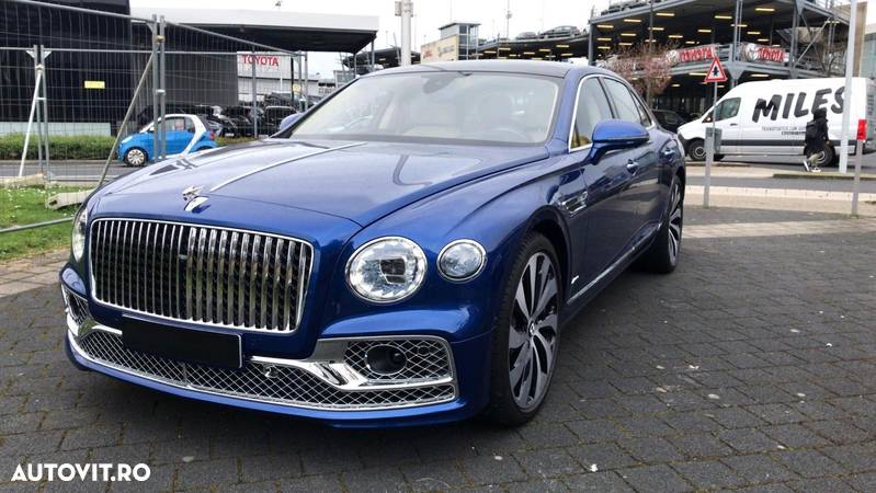 Bentley Flying Spur New V8 Azure - 3