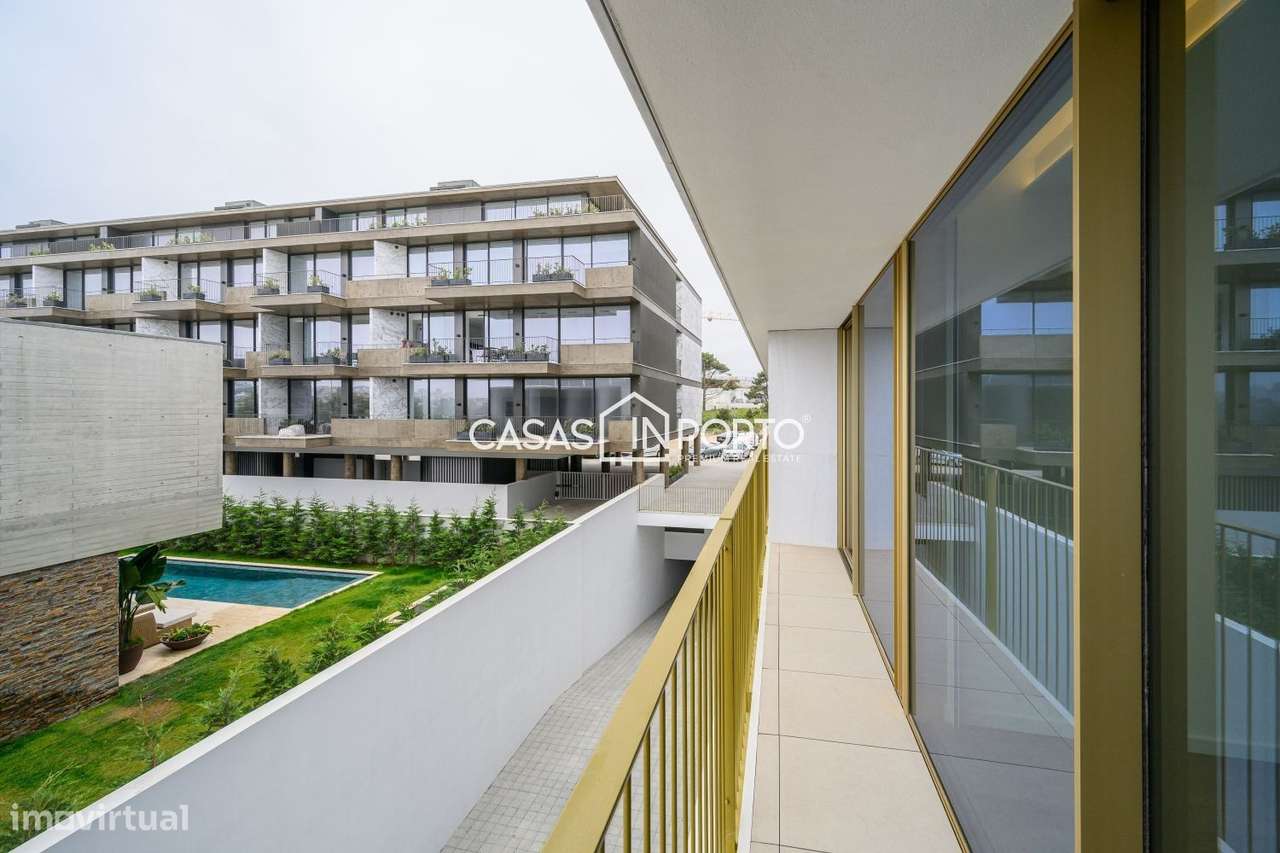 T2 de Luxo com Vista Panorâmica onde o Rio abraça o Mar-21