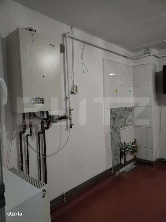 Apartament 3 camere, 66 mp, decomandat, zona- Micro 4 - Imagine principală: 2/10