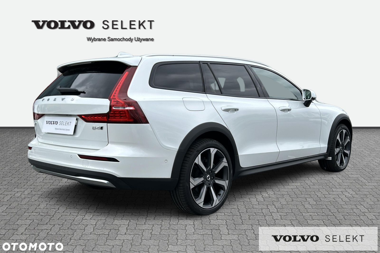 Volvo V60 Cross Country - 6