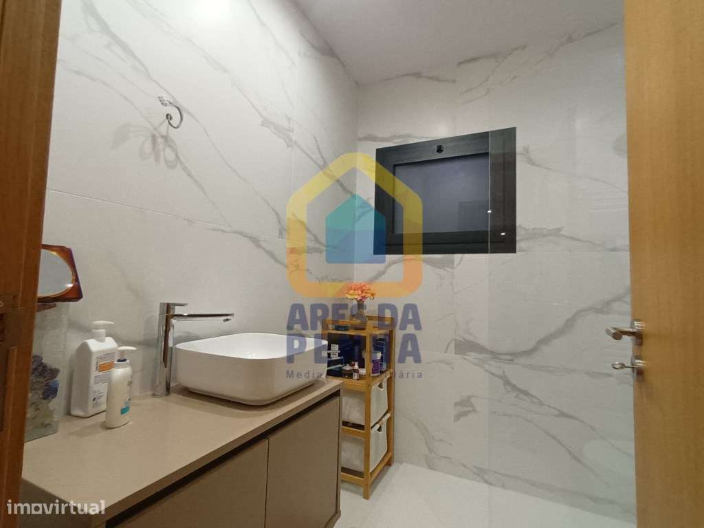 Fantástico Apartamento T3-8