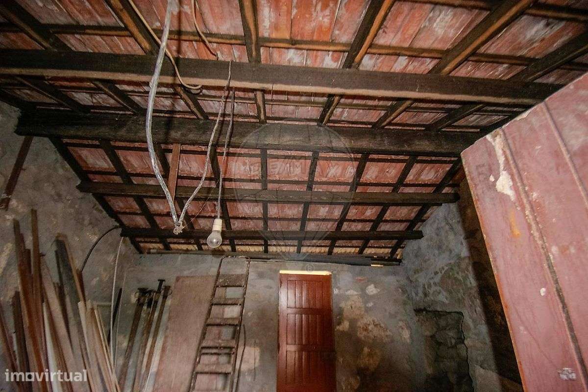 Moradia T2 para venda-12