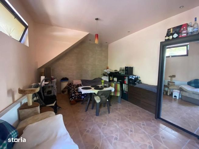 Vanzare apartament 4 camere etaj 1 plus garsoniera vila Gara de Nord-14
