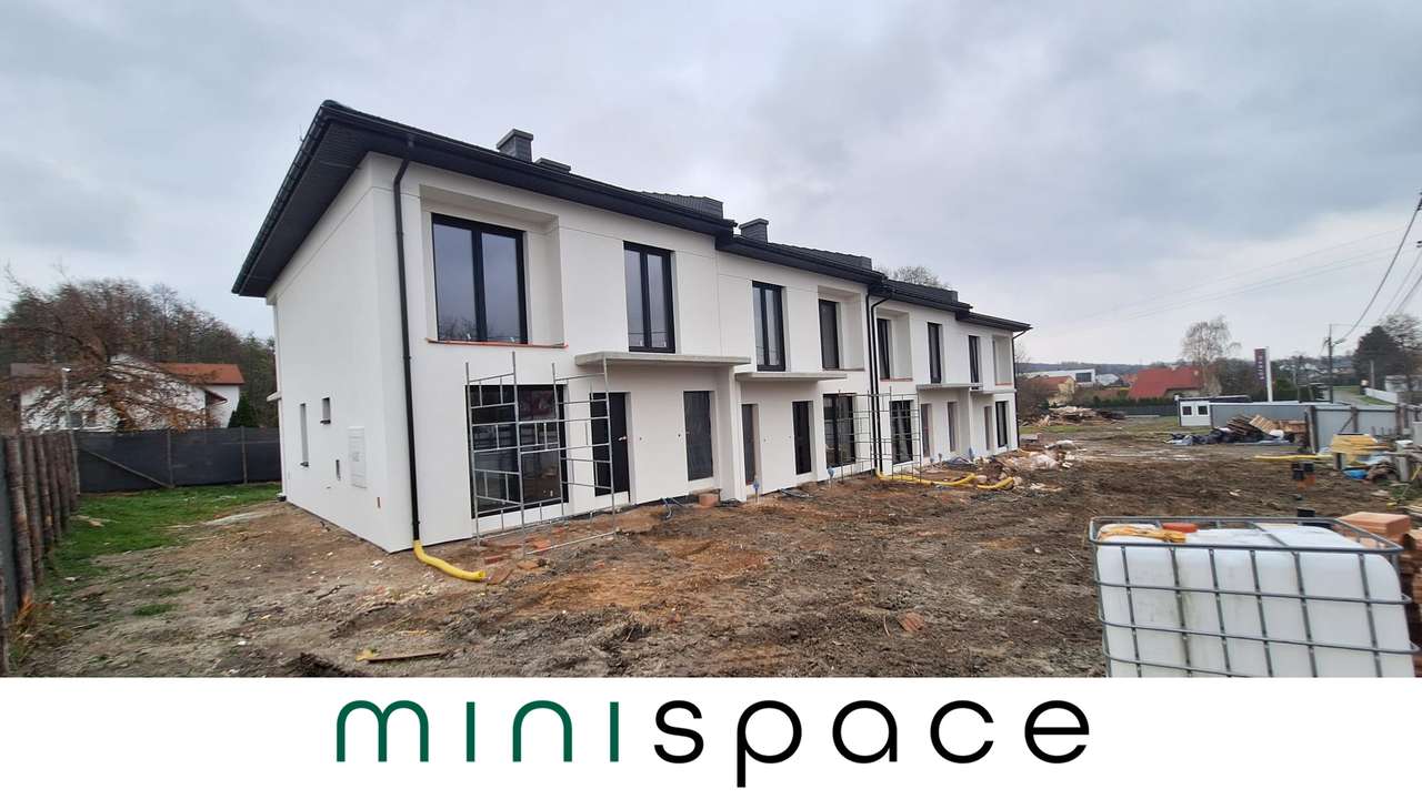 Mieszkanie z pokojowe z dużym balkonem # poddasze nieużytkowe-0