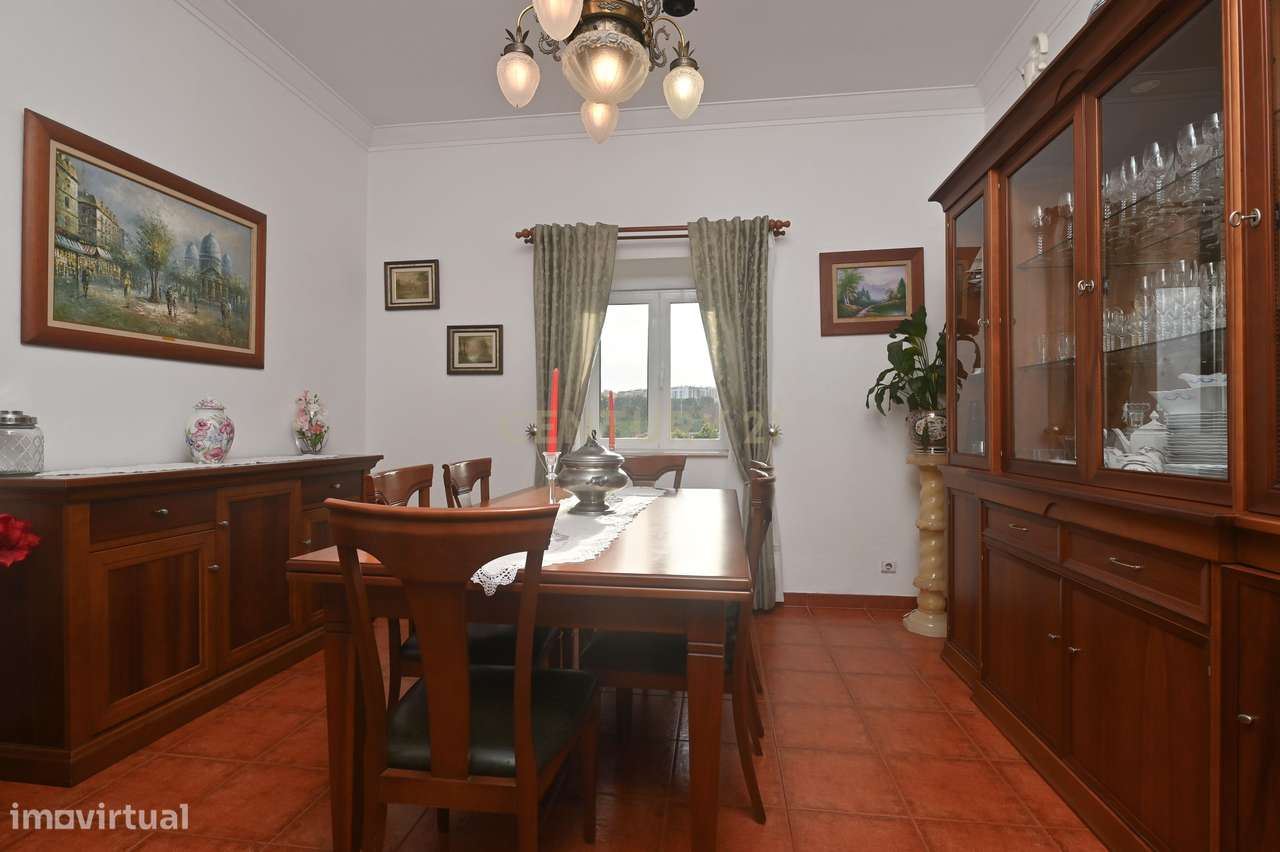 Oportunidade Única em Carnaxide | Terreno + Moradia com Elevado Potenc-15