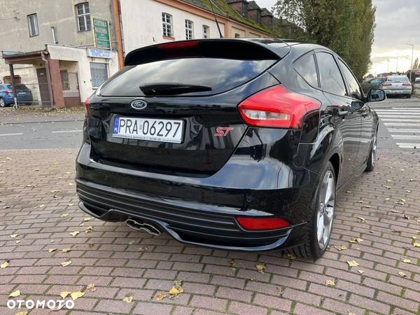 Ford Focus 2.0 TDCi ST-2 - 22