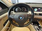 BMW Seria 5 520d - 24