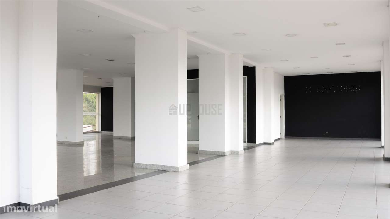 Loja Comercial com estacionamento – Viseu - Grande imagem: 4/8