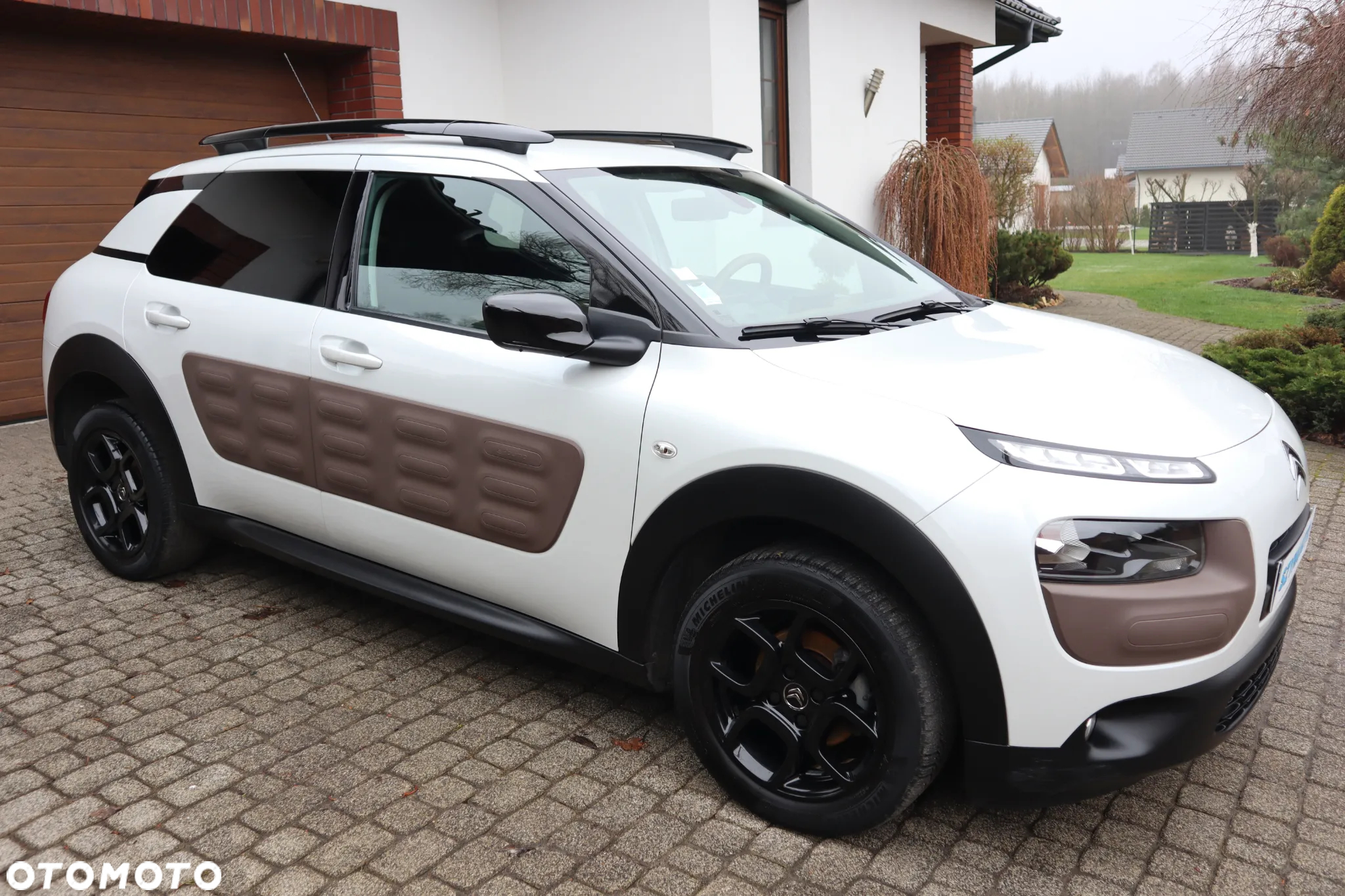 Citroën C4 Cactus 1.2 PureTech Feel S&S - 6