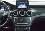 Mercedes-Benz CLA 180 7G-DCT Urban - 16