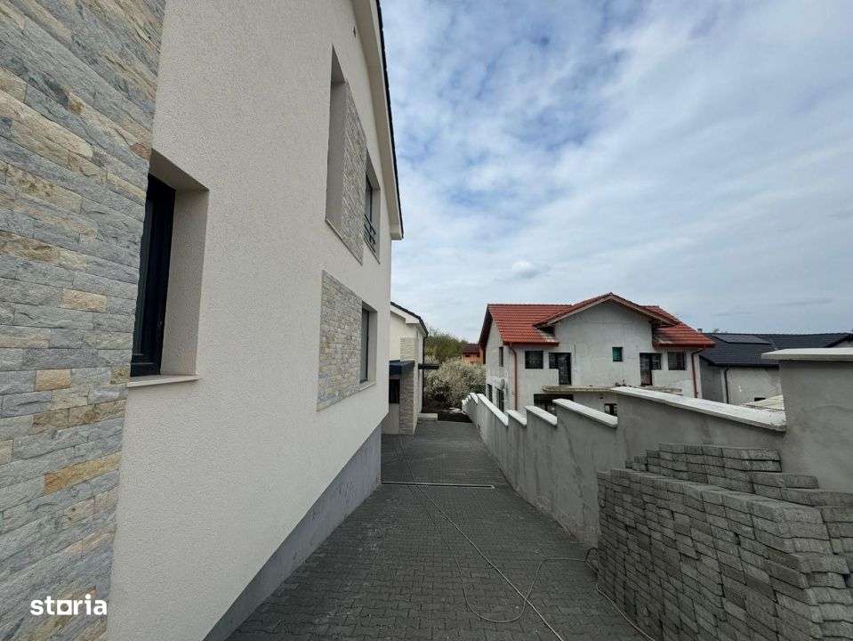Casa 4 camere, 120 mp utili, teren, CF disponibil, zona Aerodromului D - Imagine principală: 4/6