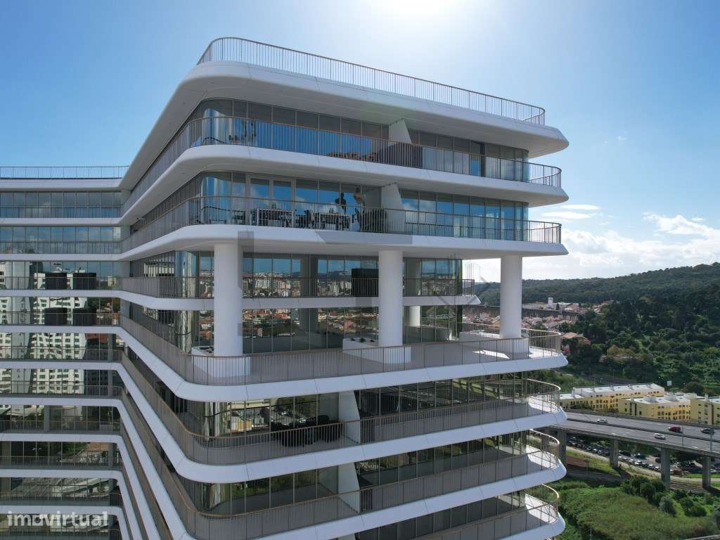 Apartamento T6 Duplex na Infinity Tower com Vista de Monsanto e de ... - Grande imagem: 2/60