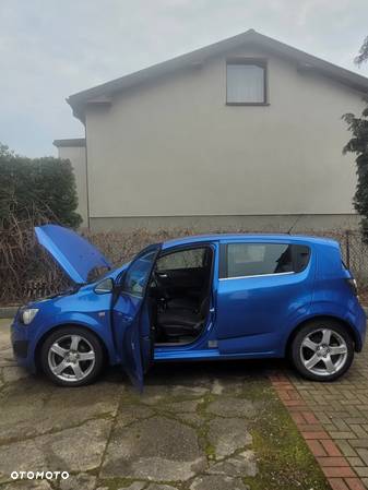 Chevrolet Aveo 1.3 D LTZ - 2