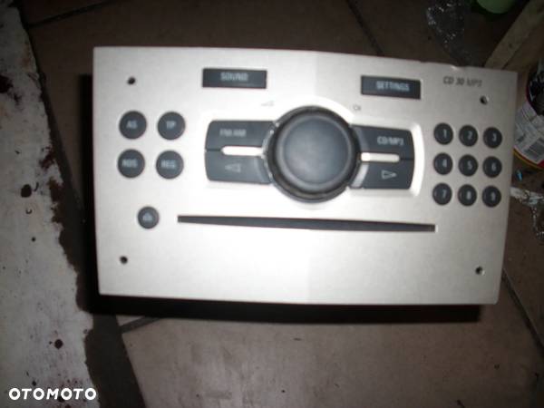 OPEL RADIO CD30 MP3 SREBRNE - 1