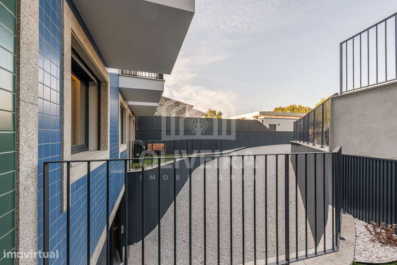 Apartamento T2 com terraço em Real-18