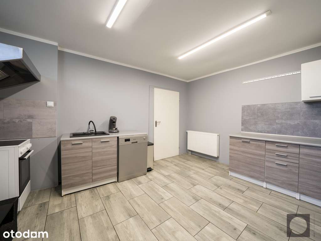 Kompleks mieszkalno-usługowy na dużej działce-7