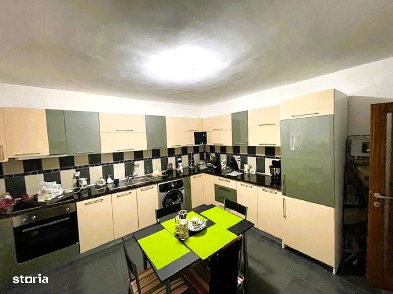 Casa moderna in Slatioara cu sup teren 1900 mp si deschidere 19 ml - Imagine principală: 5/20