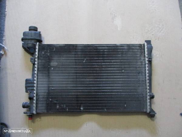 Radiador Agua 1685000202 MERCEDES CLASSE A W168 1999 1.4 - 1