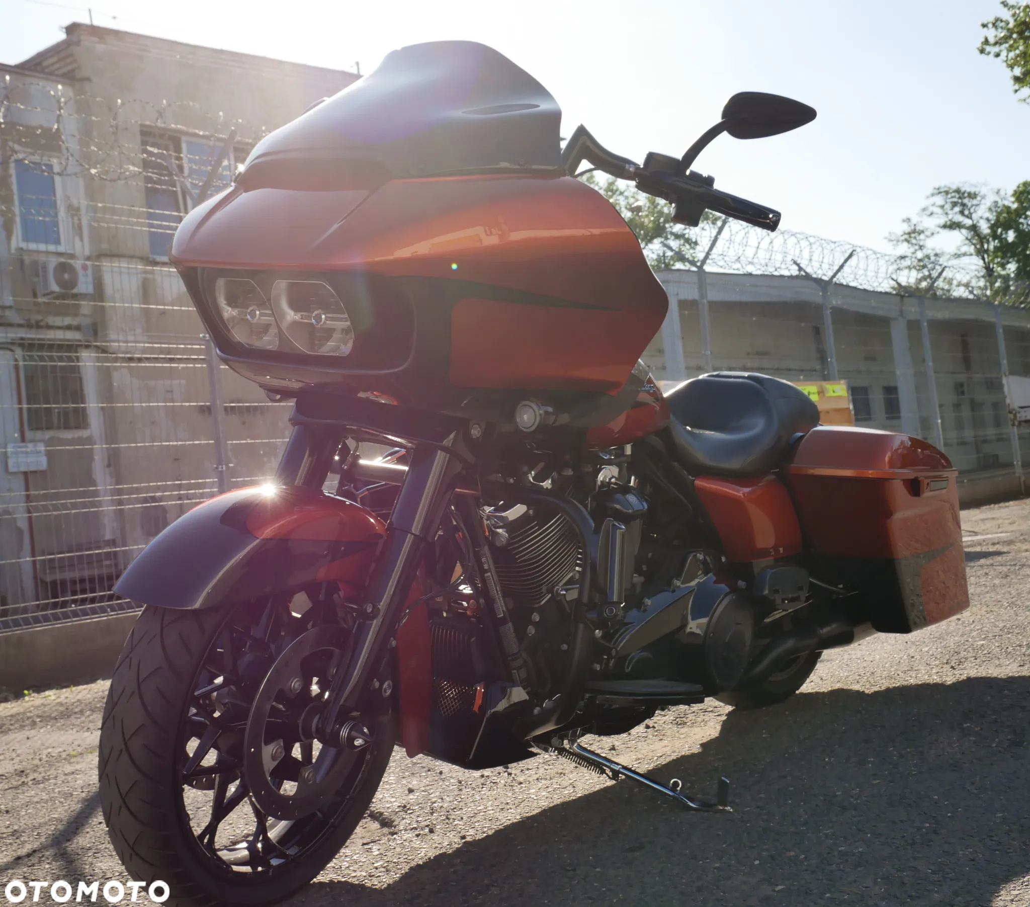 Harley-Davidson Touring Road Glide - 11