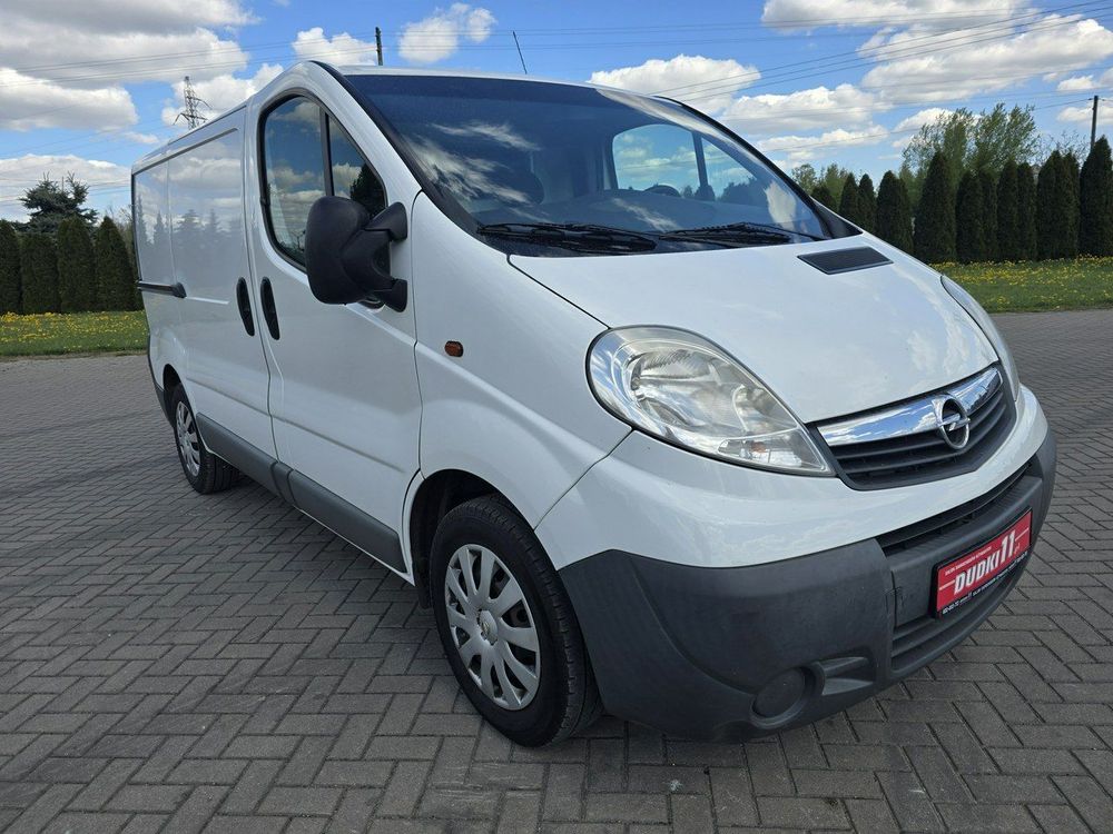 Opel Vivaro 2012