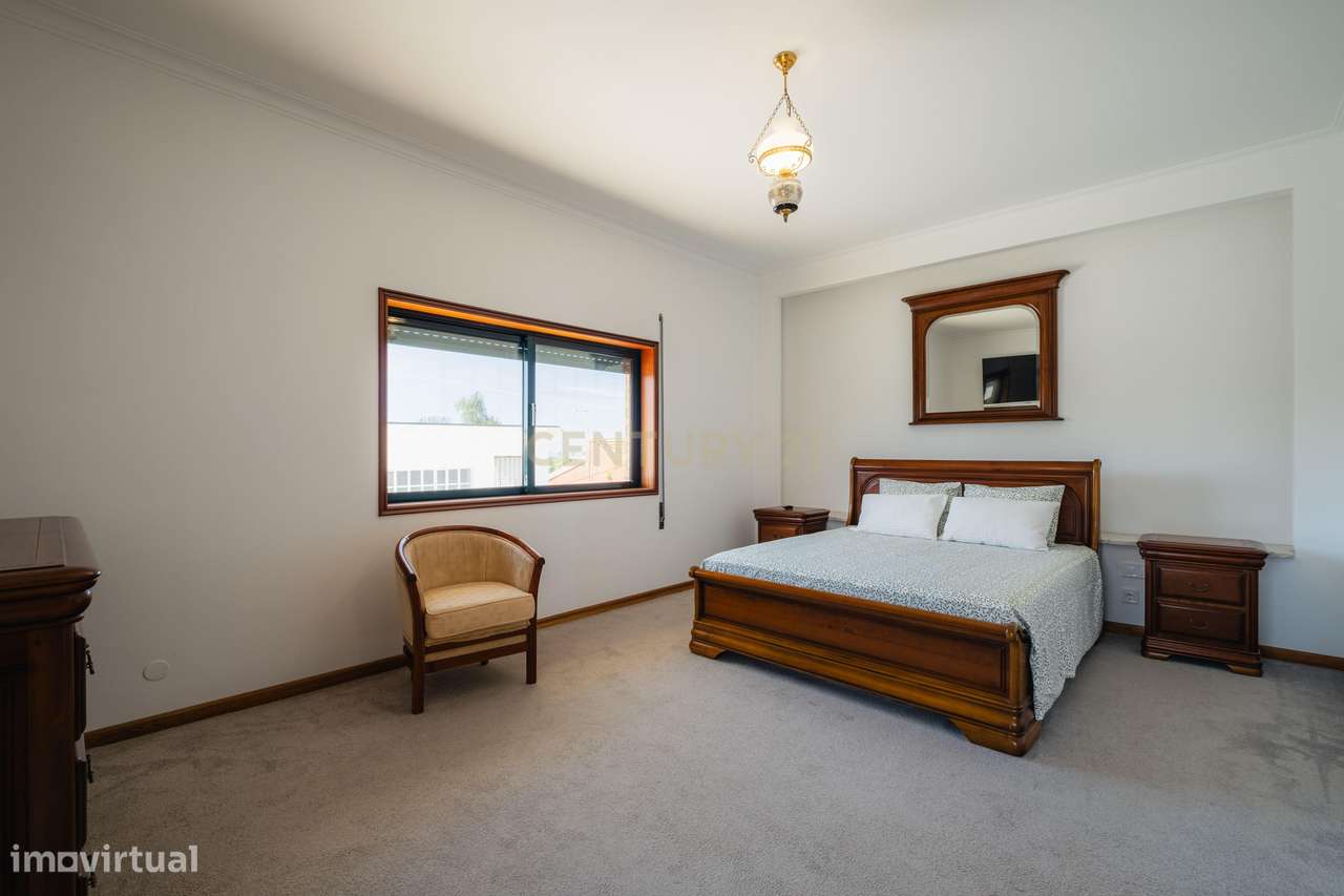 MORADIA T3 A 800M DA PRAIA DE SALGUEIROS | CANIDELO-23