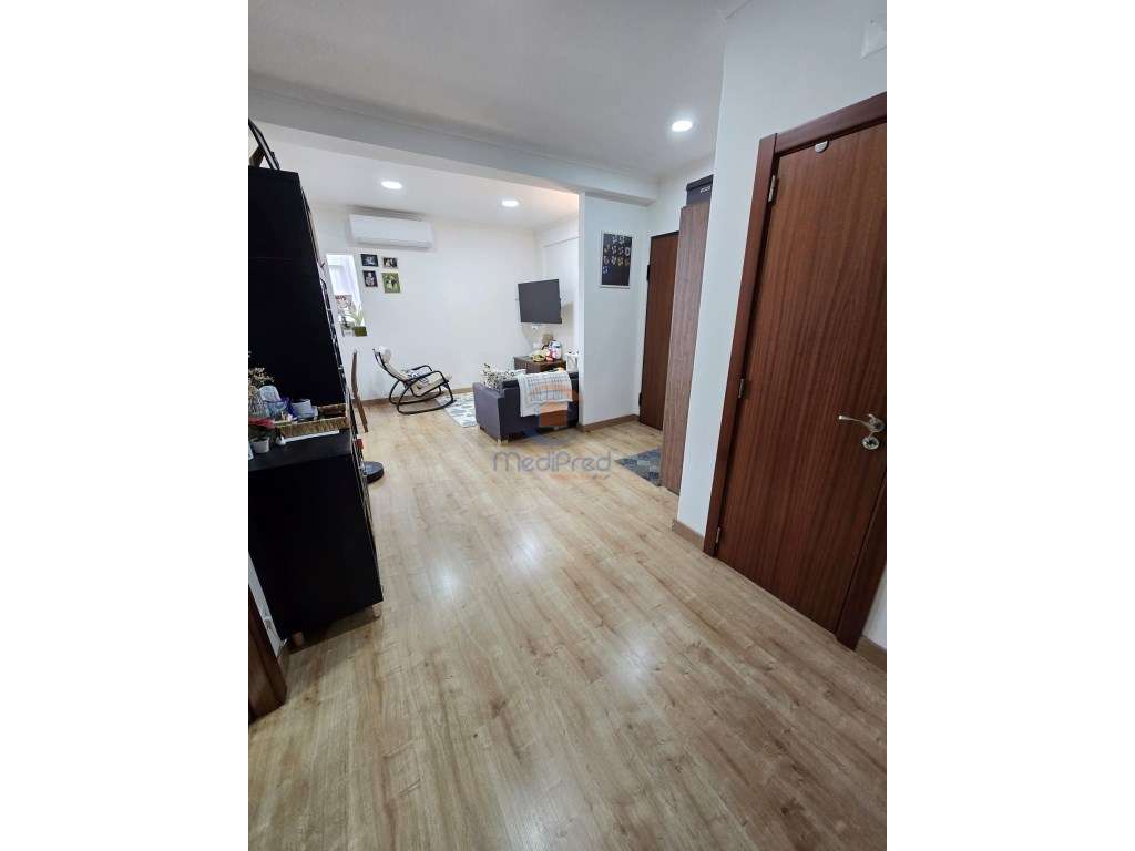 Apartamento T2 com Arrecadação | Olival Basto, Odivelas-10