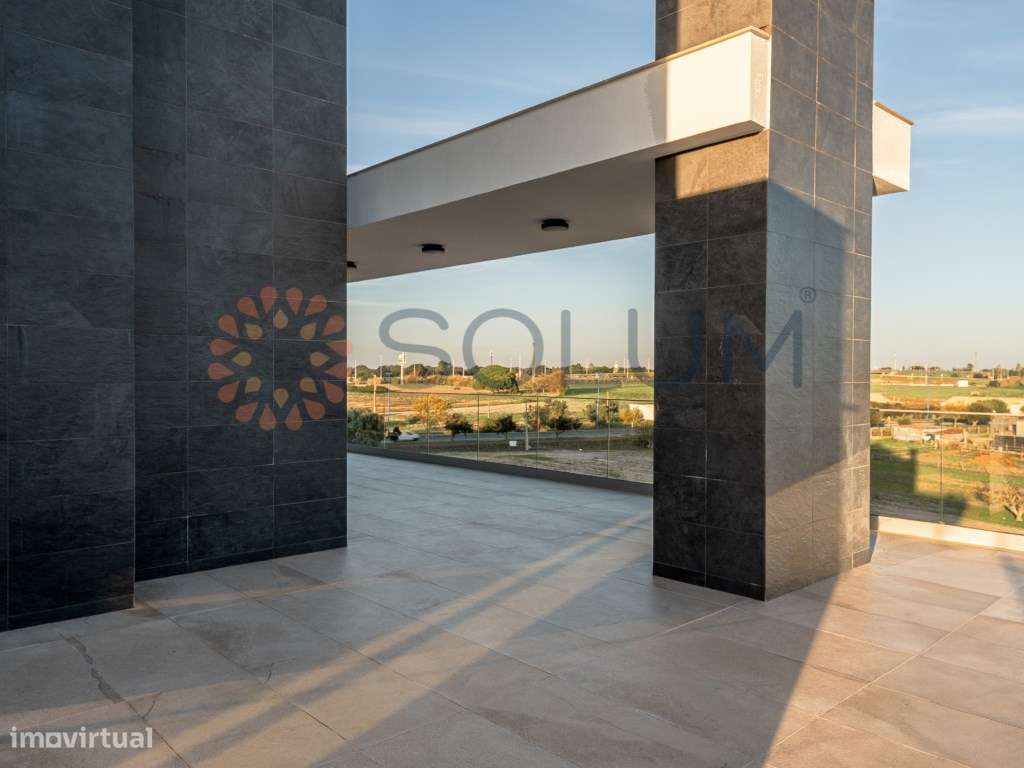 Penthouse de Luxo com piscina - Montijo-7