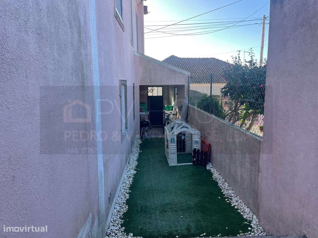 Moradia T3 Renovada na Várzea de Sintra - Charme, Conforto e Vista ...-47