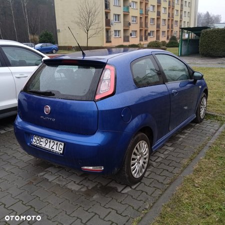 Fiat Punto 1.4 Easy S&S - 3