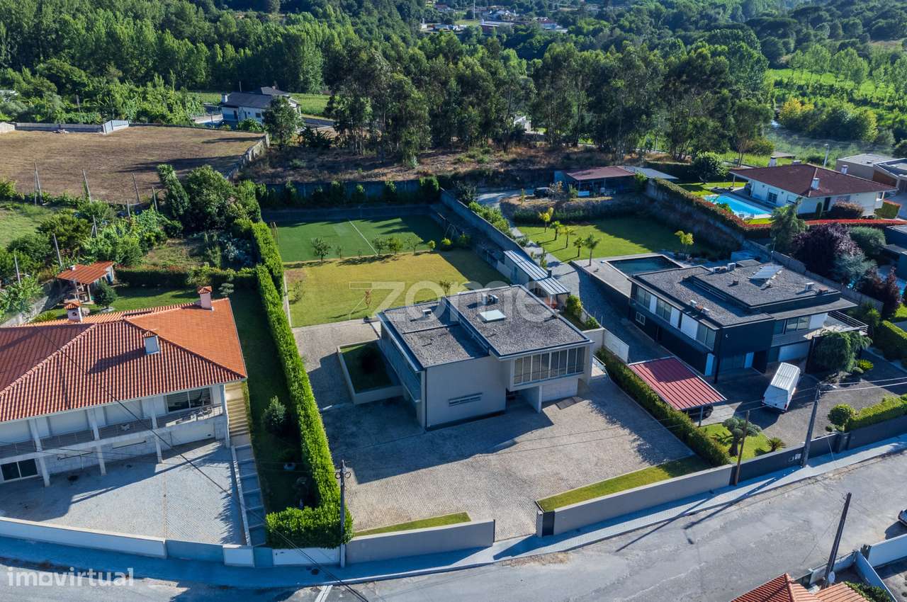 Moradia Individual Fantástica, em Prazins - Sta. Eufémia, Guimarães - Grande imagem: 4/41