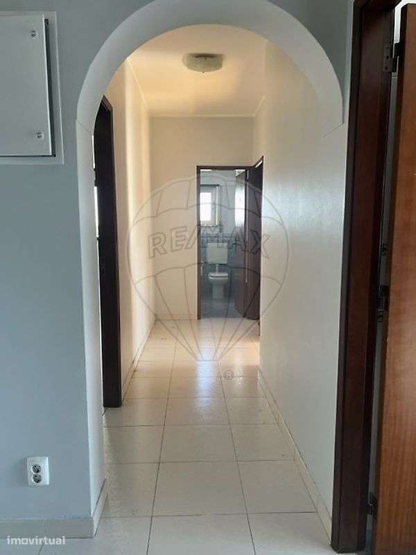 Apartamento T2 para arrendamento - Grande imagem: 5/15