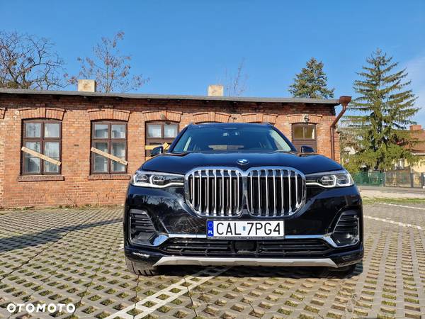 BMW X7 xDrive40i - 24