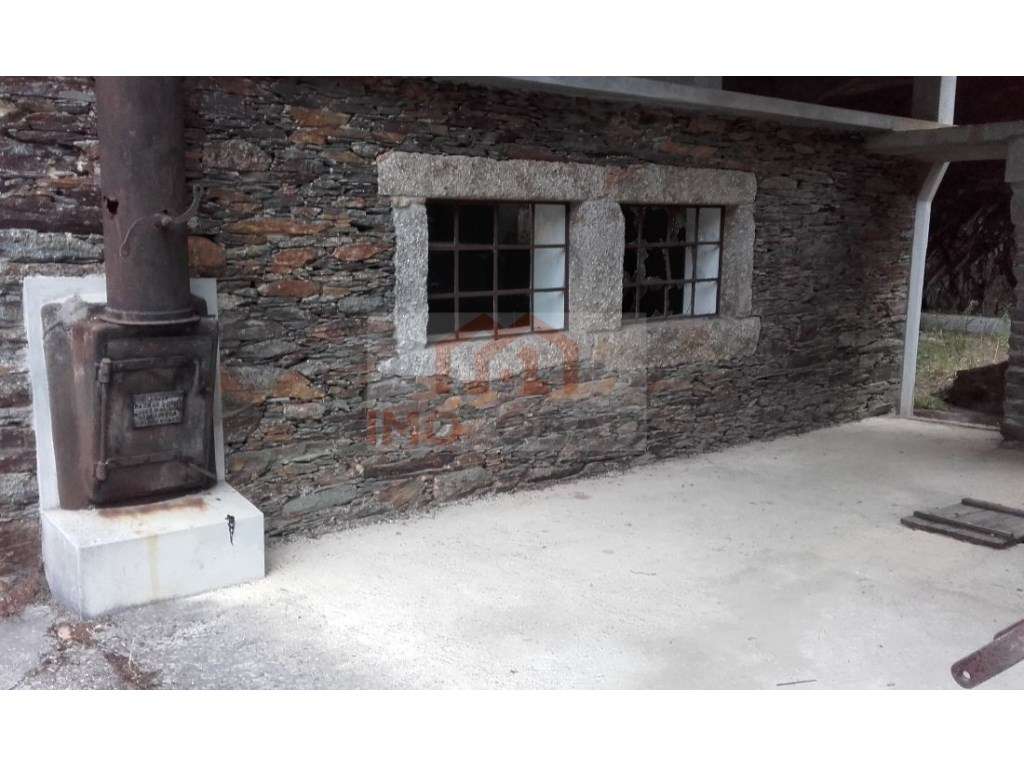 Quinta da Ponte - Grande imagem: 4/17