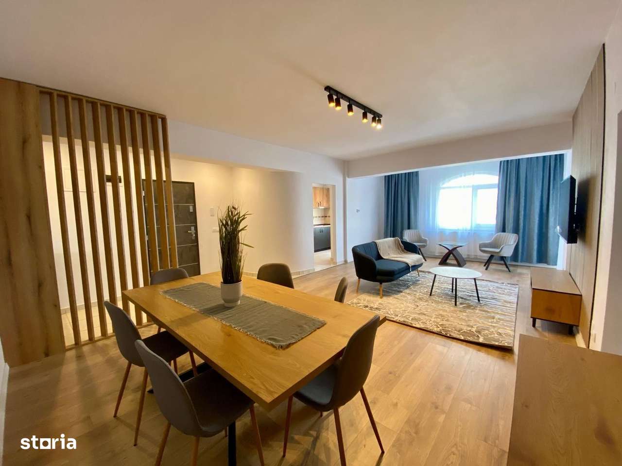 Apartament de inchiriat 3 camere, 2 bai, balcon mare, loc de parcare - Imagine principală: 4/10