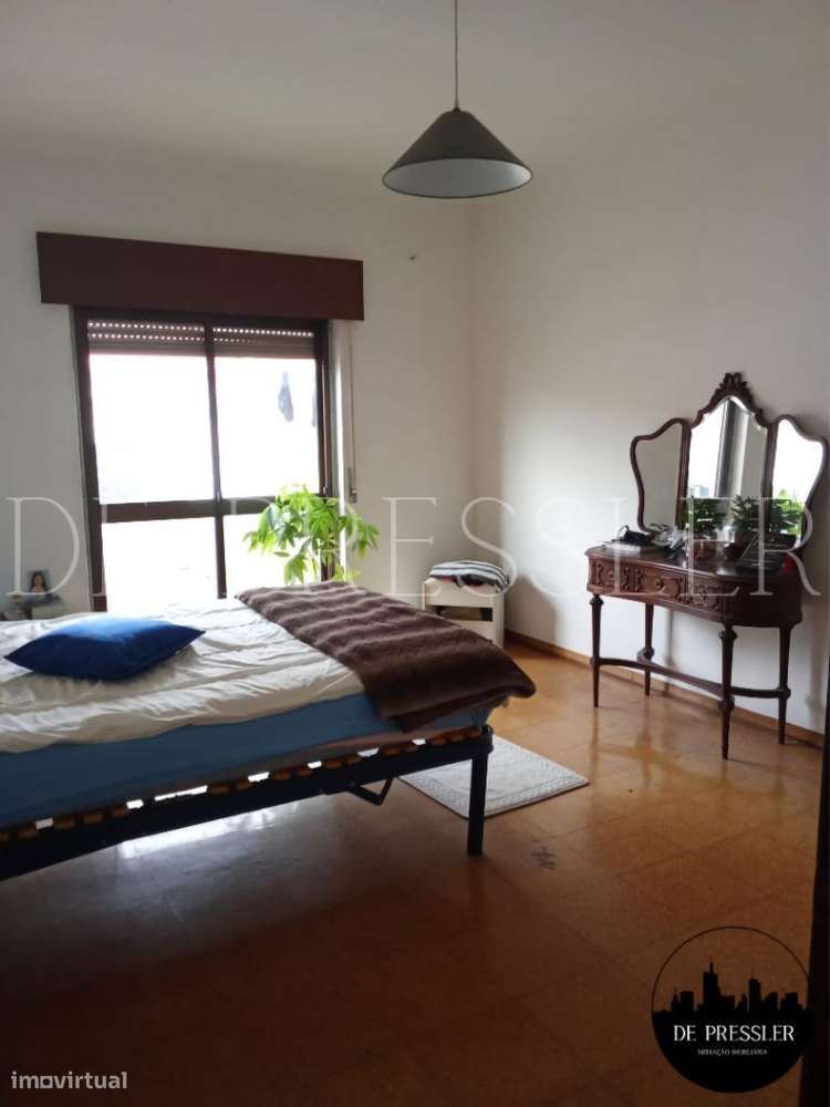 Moradia geminada com 5 quartos em Pinhal de Frades - Seixal-12