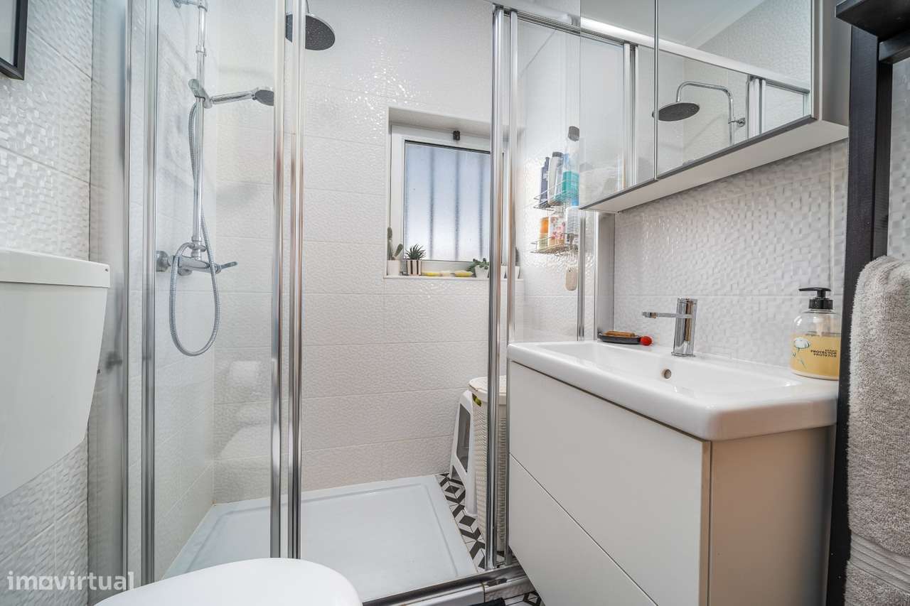 Apartamento T3 com garagem-21