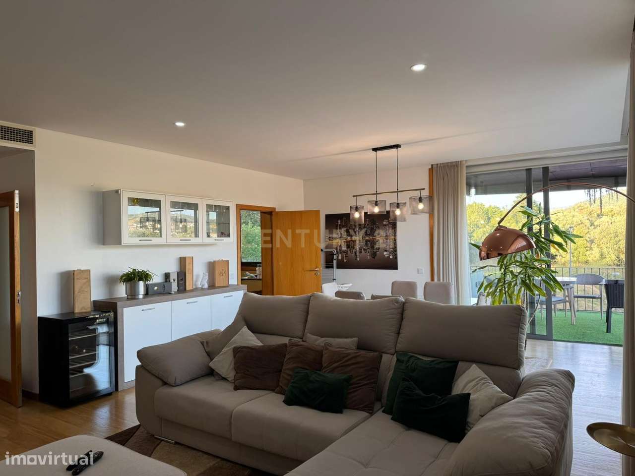 Apartamento T2 Condomínio Privado Zen, com Garagem e Lugar de Garagem - Grande imagem: 4/22