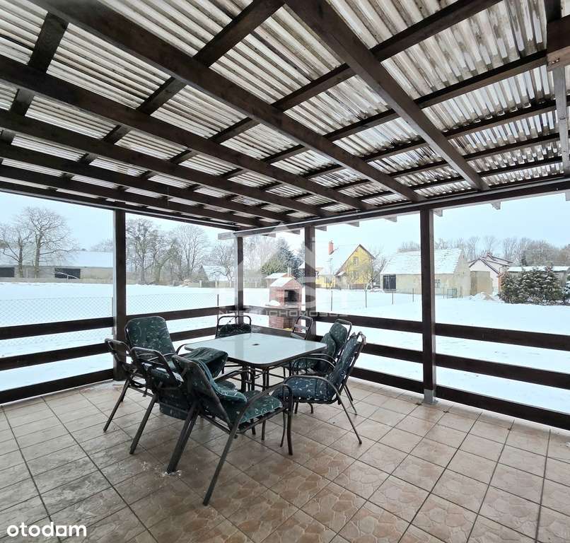 Dom w Bladowie z dużym ogrodem i tarasem-17