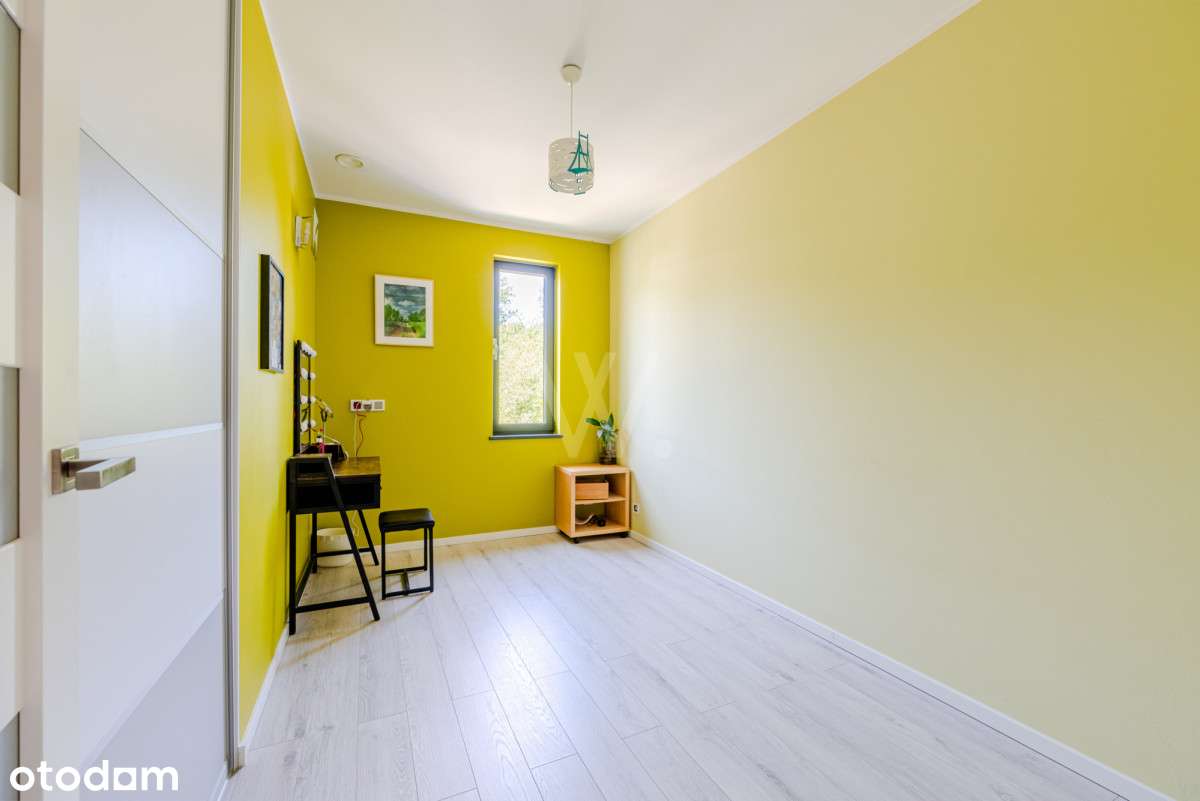 Nowoczesny bliźniak z pięknym ogrodem-12