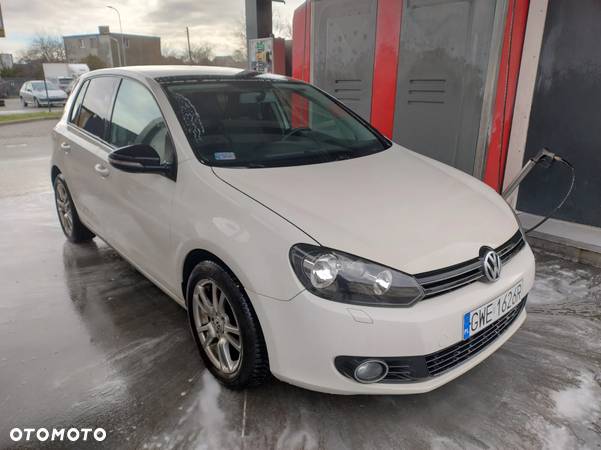 Volkswagen Golf 1.6 TDI BlueMotion Technology Comfortline - 15