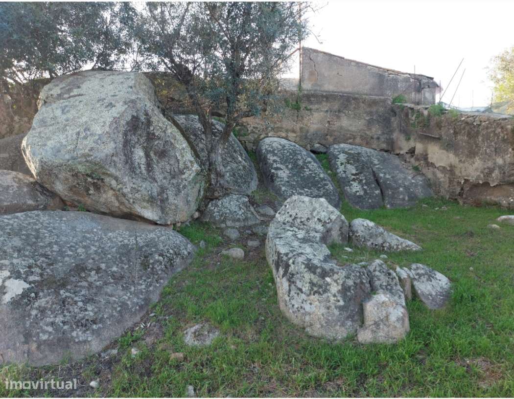 Moradia Isolada T4 (em ruinas) - Pedrogão do Alentejo-12