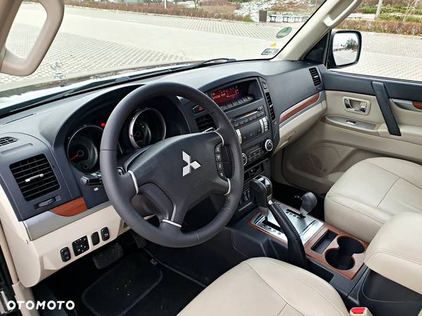 Mitsubishi Pajero 3.2 DID Instyle - 7